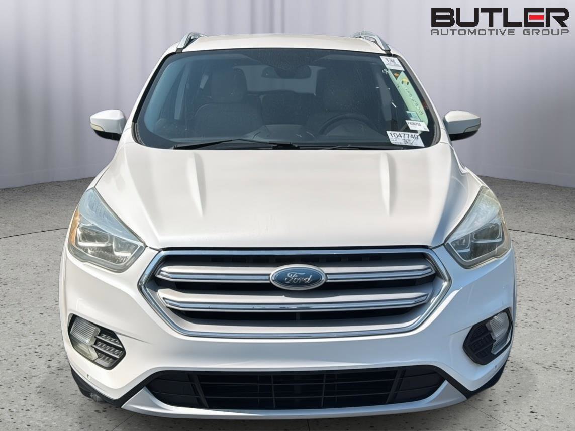 Used 2018 Ford Escape Titanium image 3