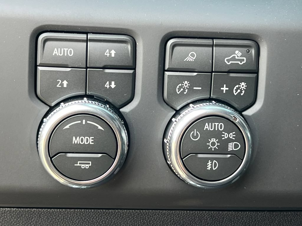 New 2026 GMC Sierra 2500 AT4 w/ AT4 Premium Plus Package AWD/4WD image 29