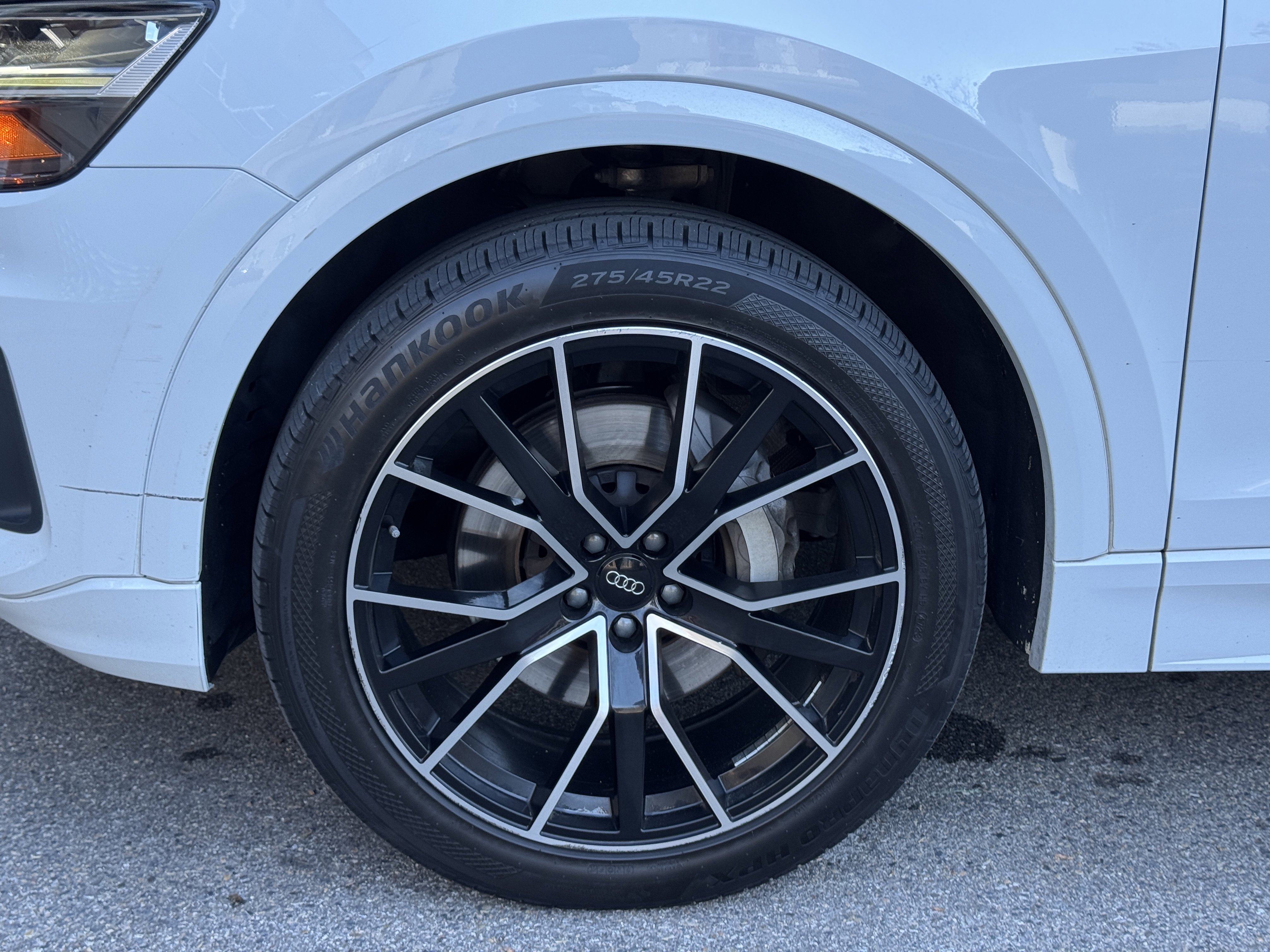 Used 2020 Audi Q8 Premium w/ Black Optic Package image 12