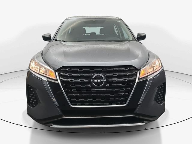 Used 2024 Nissan Kicks S image 4