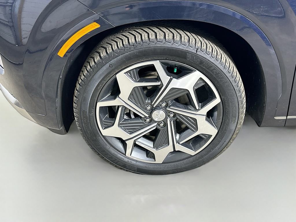 Used 2022 Hyundai Palisade Calligraphy image 8