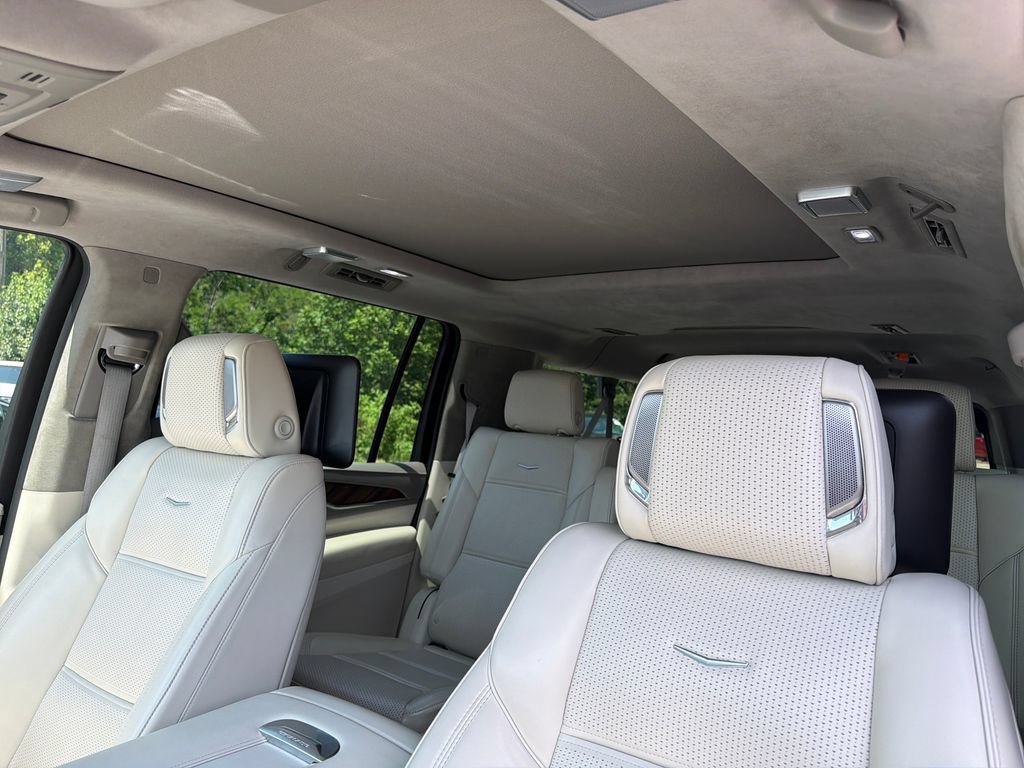 Certified 2023 Cadillac Escalade ESV Sport Platinum w/ LPO, ONYX Package AWD/4WD image 2