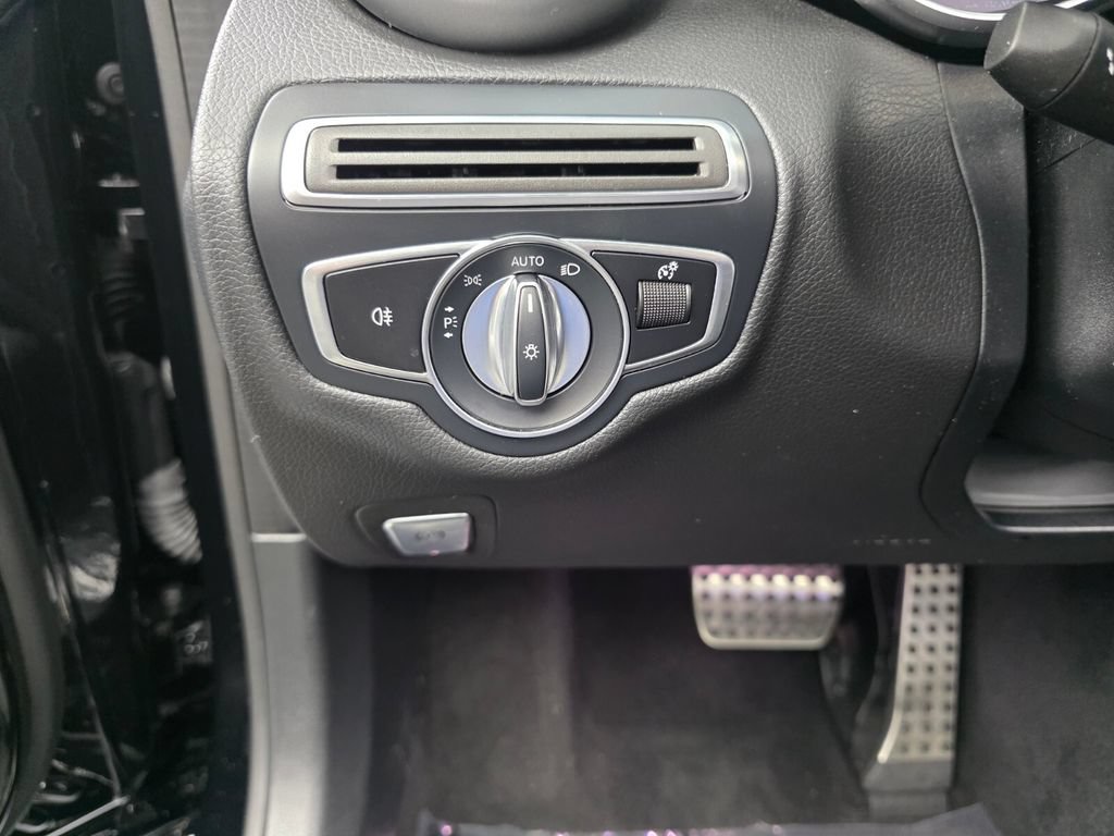 Used 2022 Mercedes-Benz C 300 Cabriolet image 23