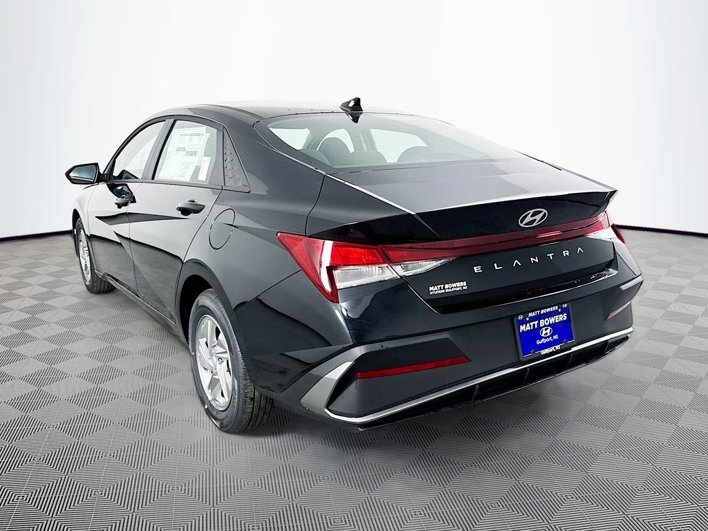 New 2026 Hyundai Elantra SE image 7