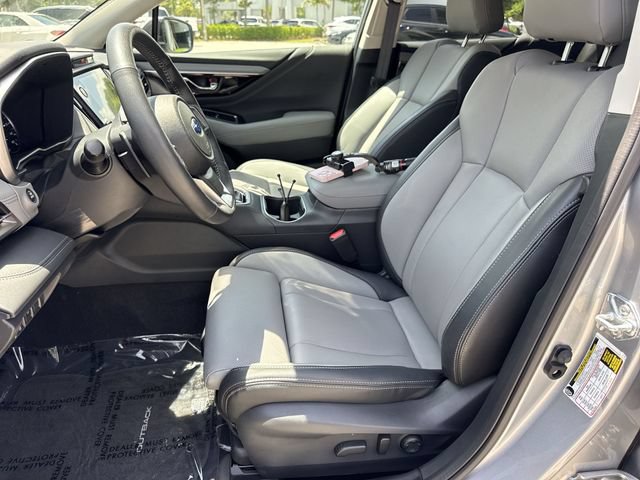 Certified 2025 Subaru Outback Limited AWD/4WD image 11