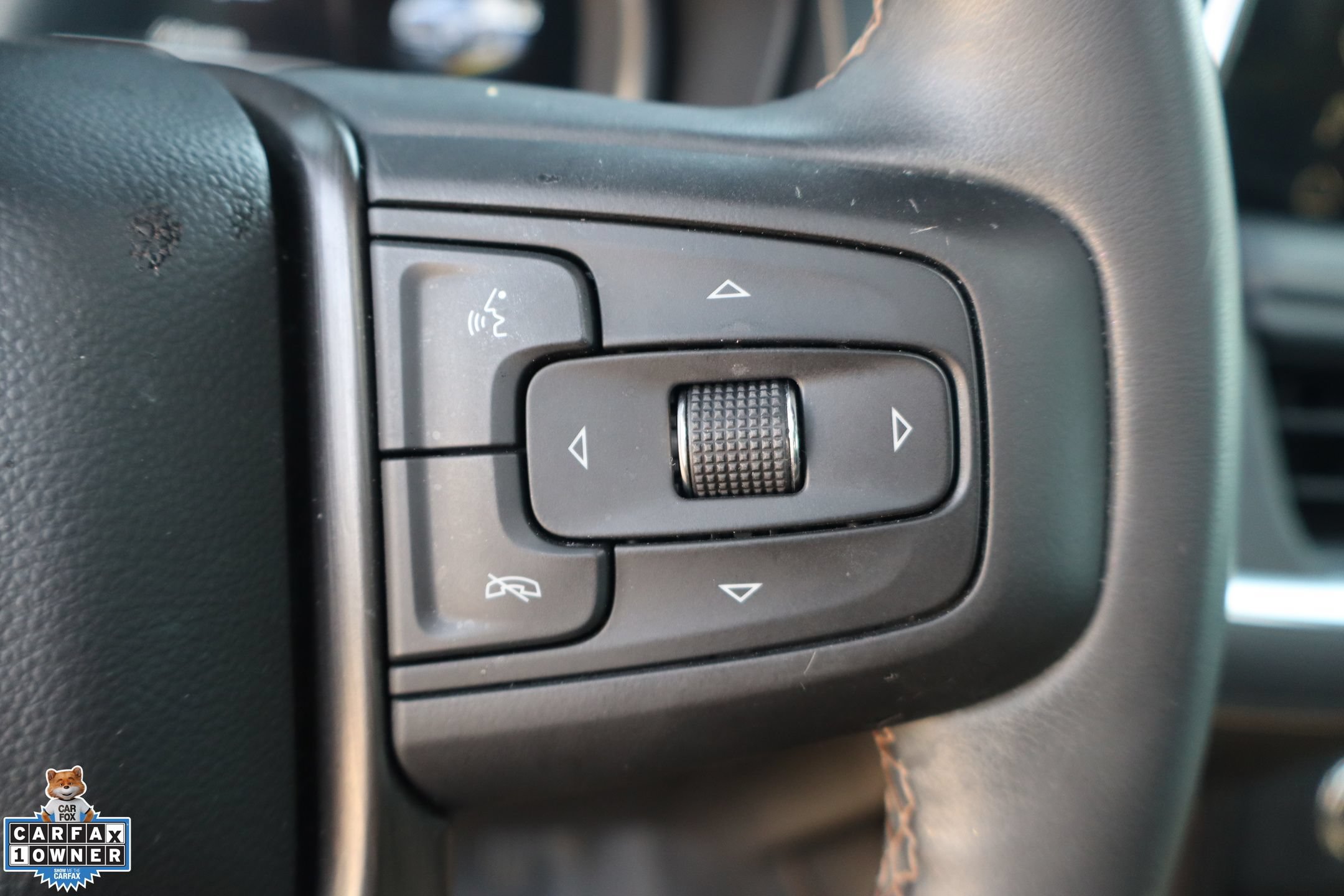 Used 2023 GMC Yukon XL AT4 AWD/4WD image 17