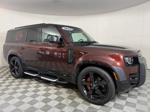 Used 2024 Land Rover Defender 130 X AWD/4WD image 14