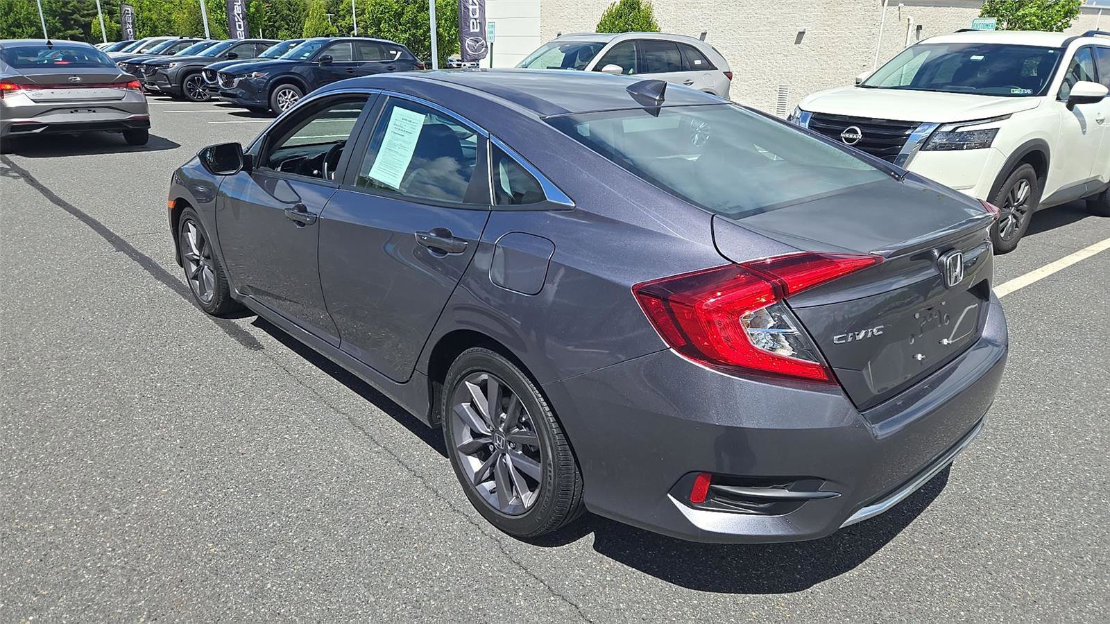 Used 2020 Honda Civic EX image 5