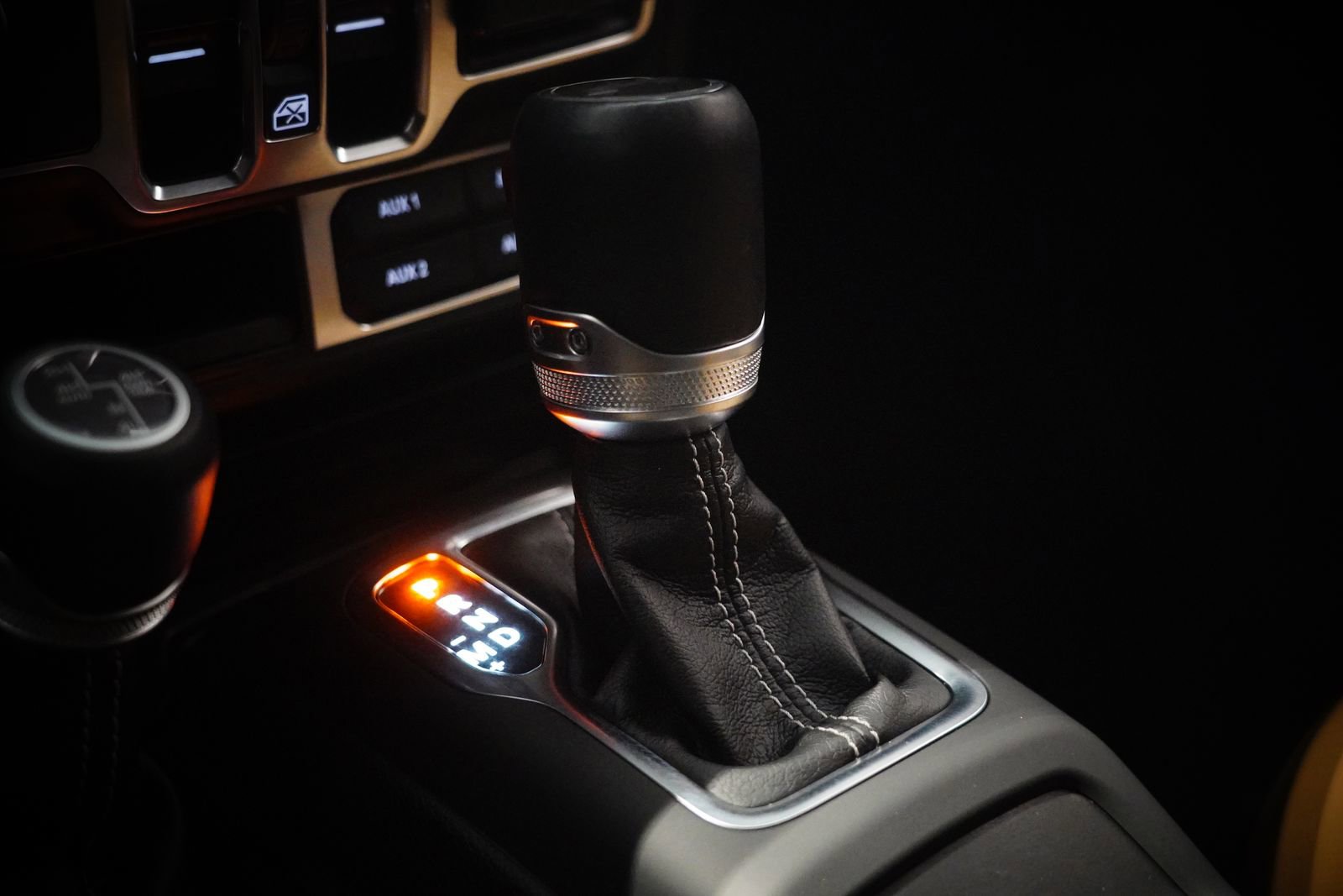 Used 2022 Jeep Wrangler Unlimited Sahara w/ Cold Weather Group image 28