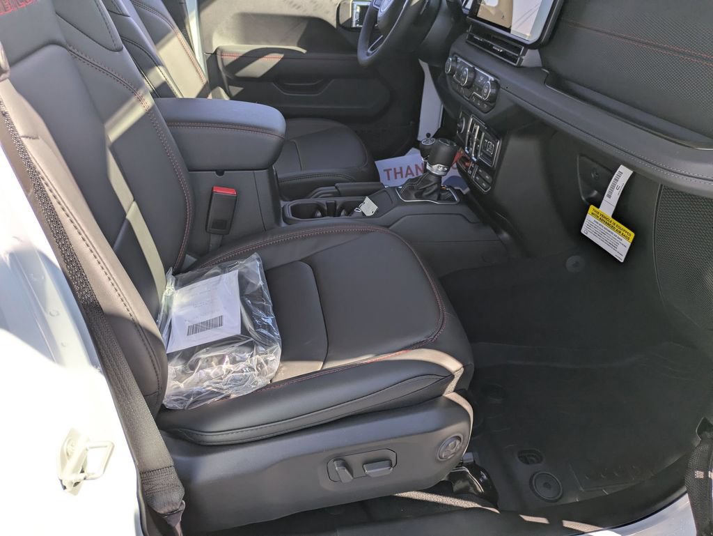 New 2026 Jeep Gladiator Rubicon AWD/4WD image 30