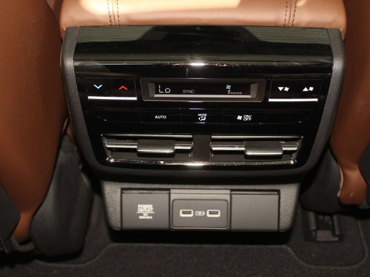 Certified 2024 Acura MDX w/ Technology Package FWD image 16