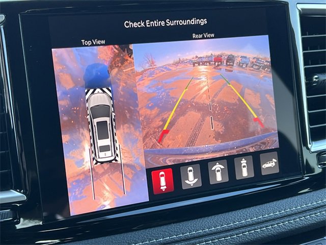 New 2026 Chrysler Pacifica Limited w/ Trailer Tow Group image 25