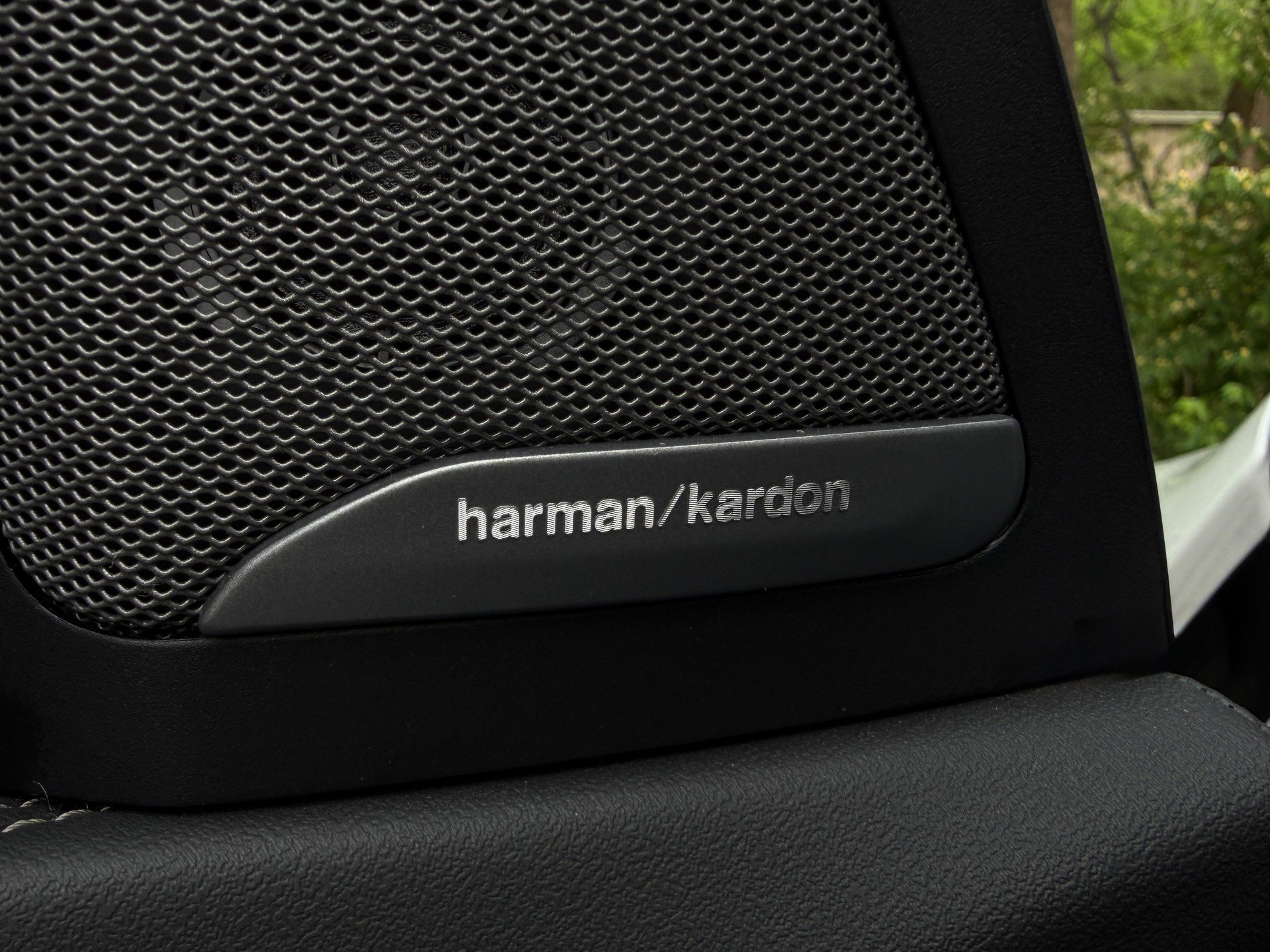 Used 2024 BMW X5 xDrive40i w/ M Sport Package image 32