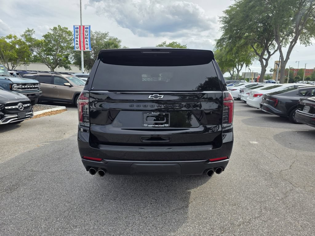 Used 2025 Chevrolet Suburban Z71 AWD/4WD image 4