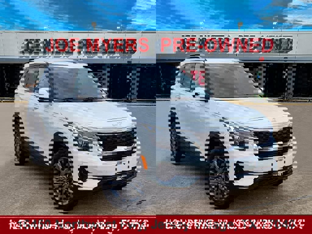 Used 2023 Kia Seltos S w/ Navigation Package image 1