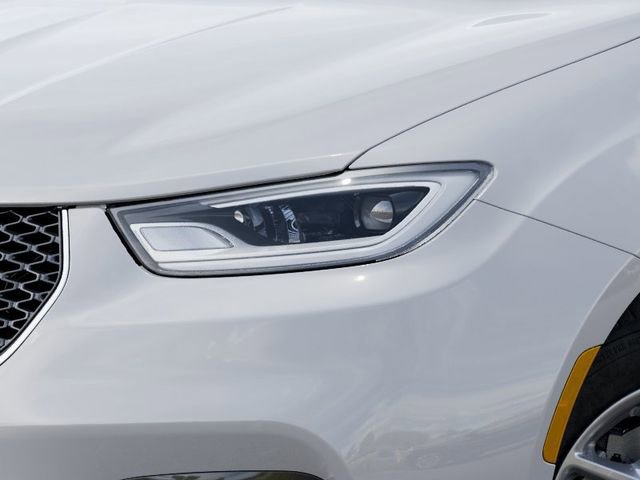 New 2026 Chrysler Pacifica Select FWD image 10
