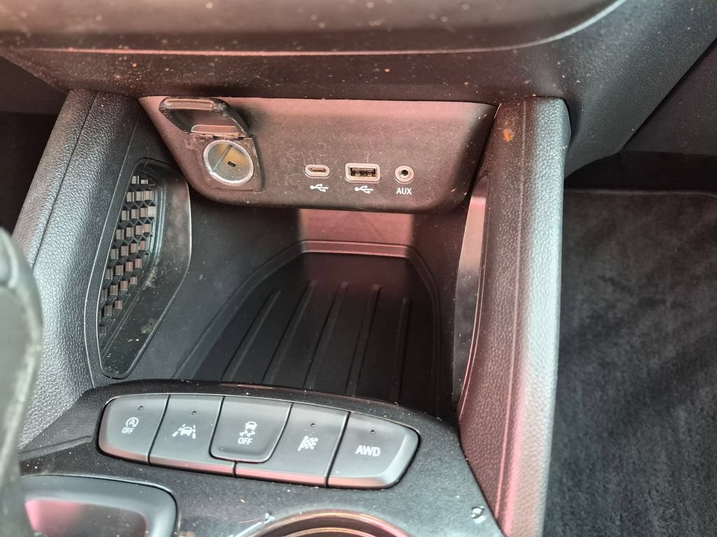 Used 2022 Chevrolet TrailBlazer LT w/ Convenience Package AWD/4WD image 19
