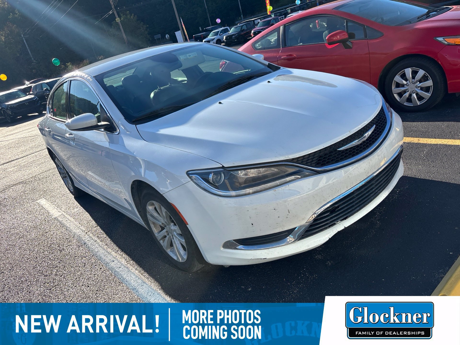 Used 2016 Chrysler 200 Limited Platinum w/ Comfort & Convenience Group FWD image 3