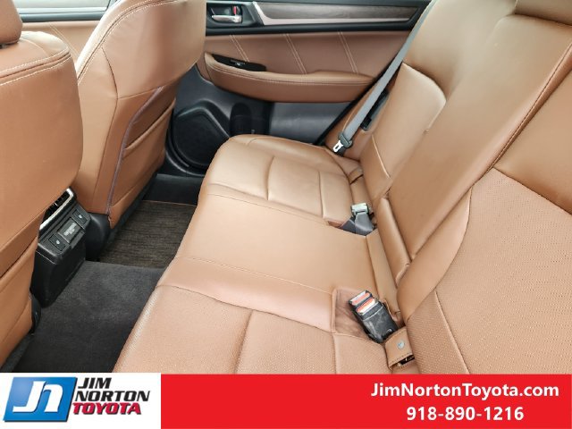 Used 2018 Subaru Outback 3.6R Touring AWD/4WD image 31