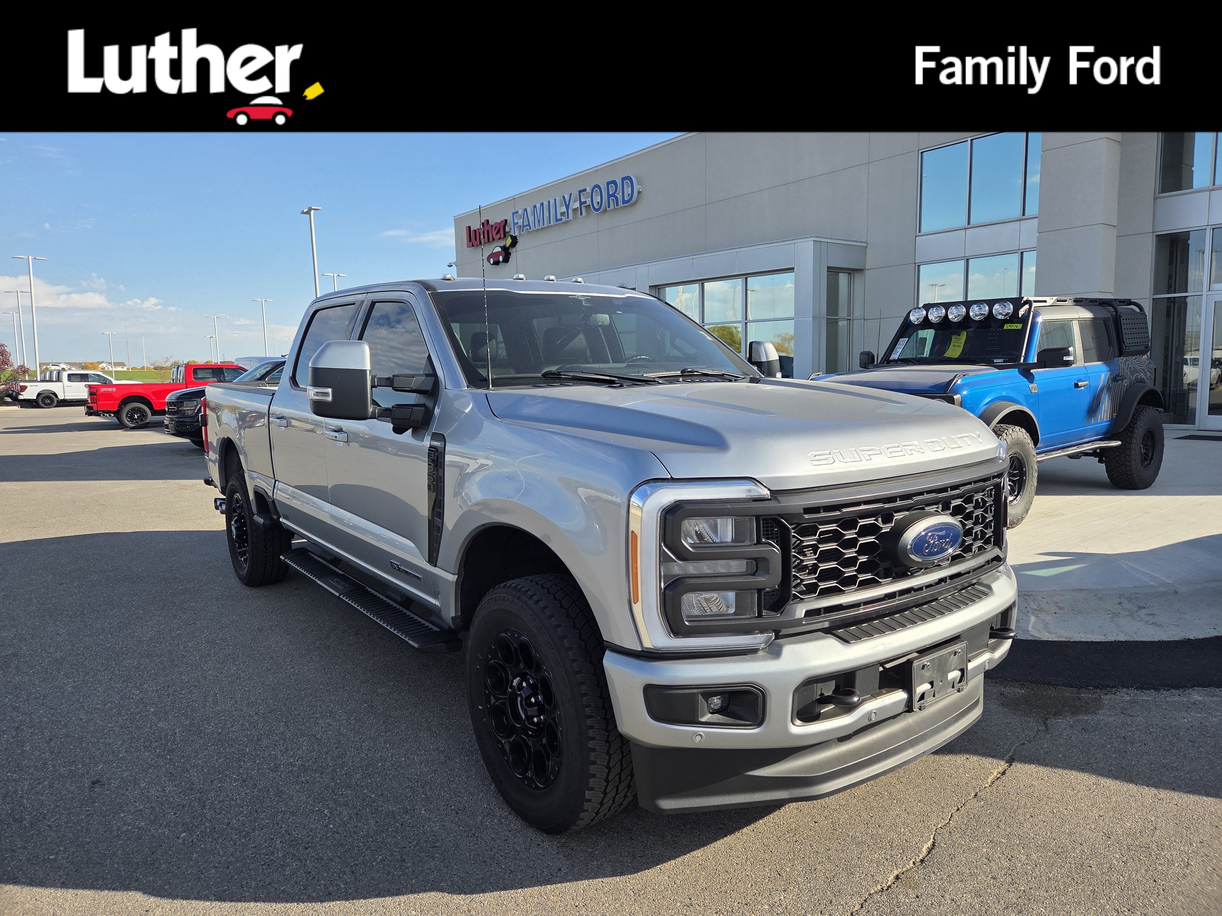 Used 2023 Ford F350 Lariat w/ Lariat Ultimate Package AWD/4WD image 1