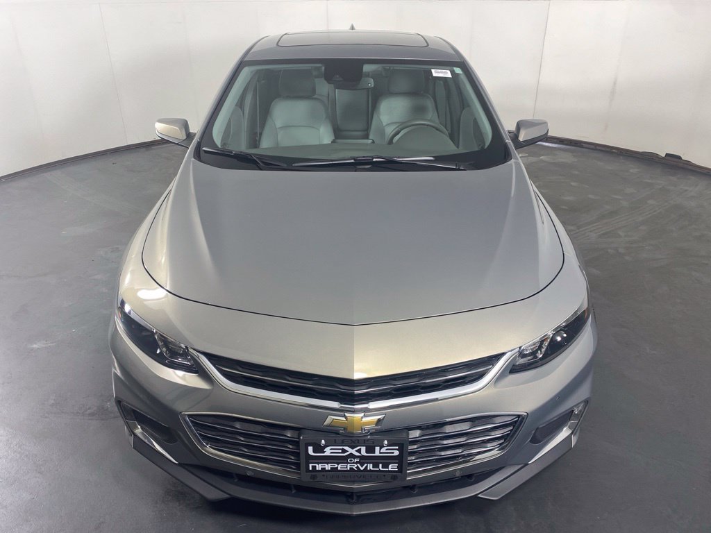 Used 2017 Chevrolet Malibu Hybrid w/ Leather Package FWD image 6
