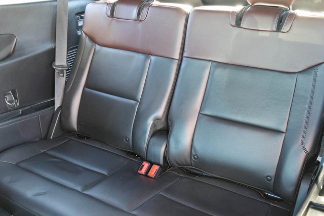 Used 2022 Ford Explorer Platinum w/ Technology Package image 19