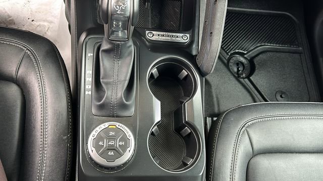 Used 2025 Ford Bronco Badlands AWD/4WD image 22