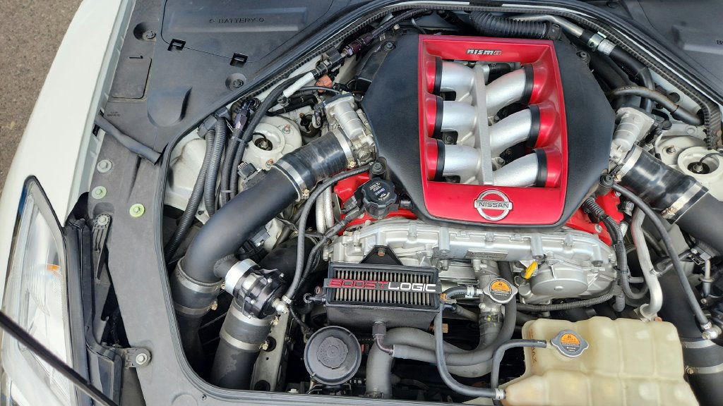 Used 2015 Nissan GT-R NISMO AWD/4WD image 53