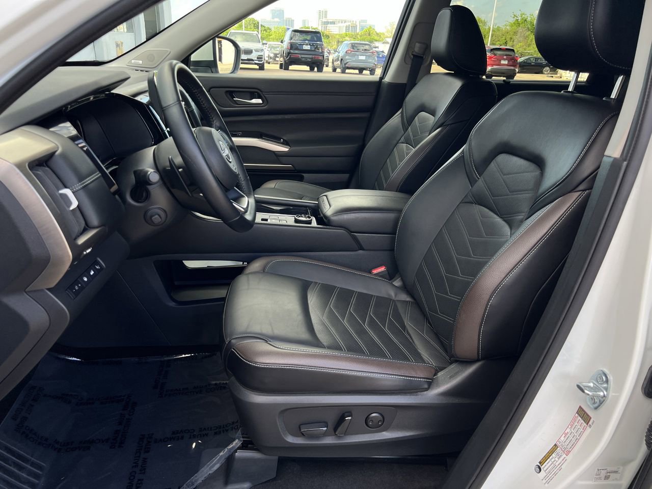 Certified 2024 Nissan Pathfinder Platinum w/ Cargo Package image 22