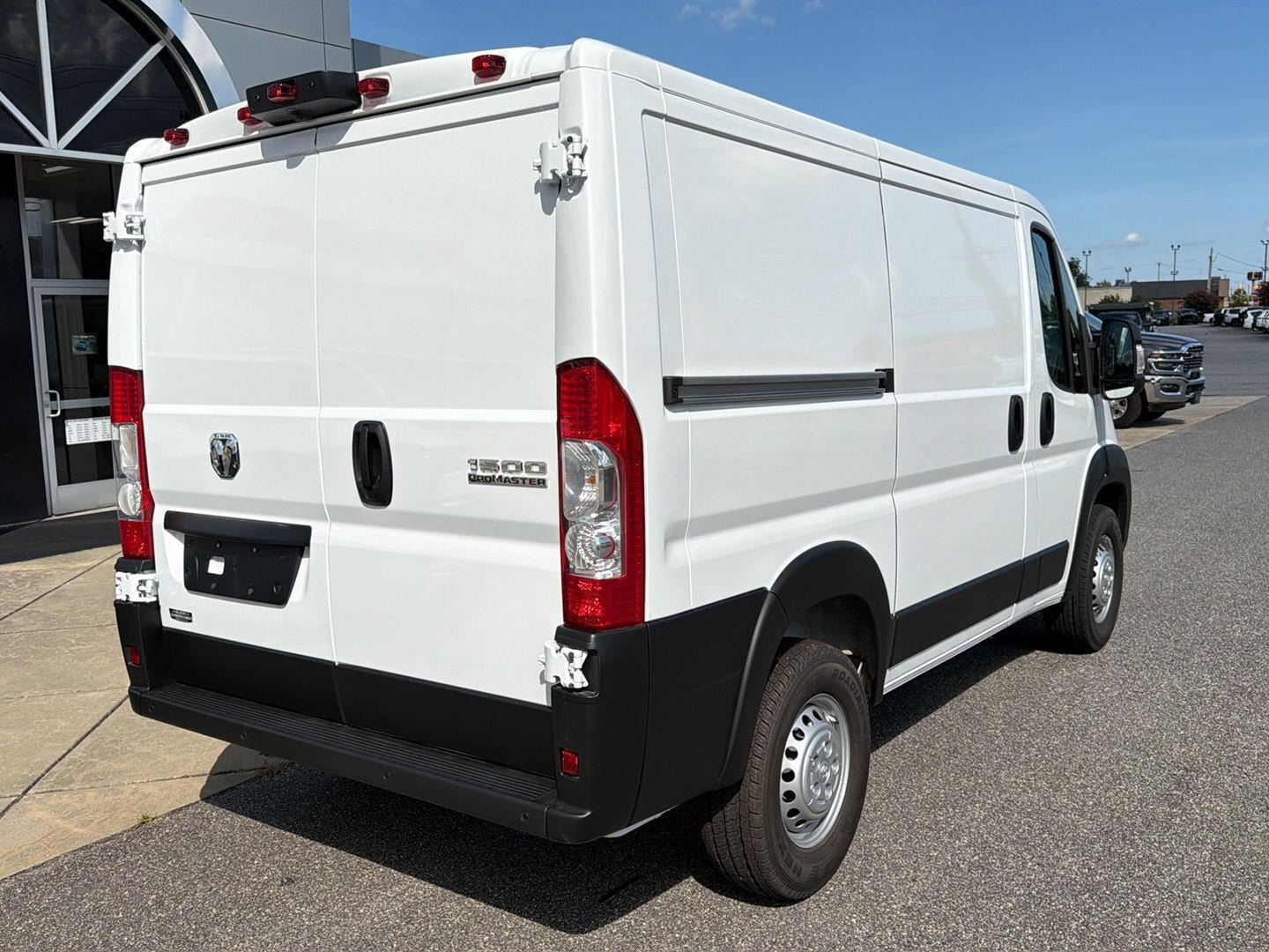 New 2026 RAM ProMaster 1500 w/ Convenience Group FWD image 9