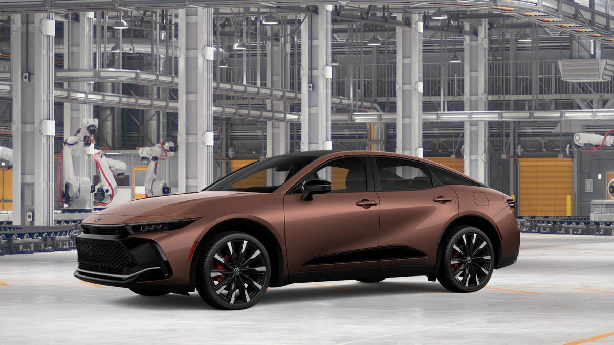 New 2027 Toyota Crown Platinum AWD/4WD image 2