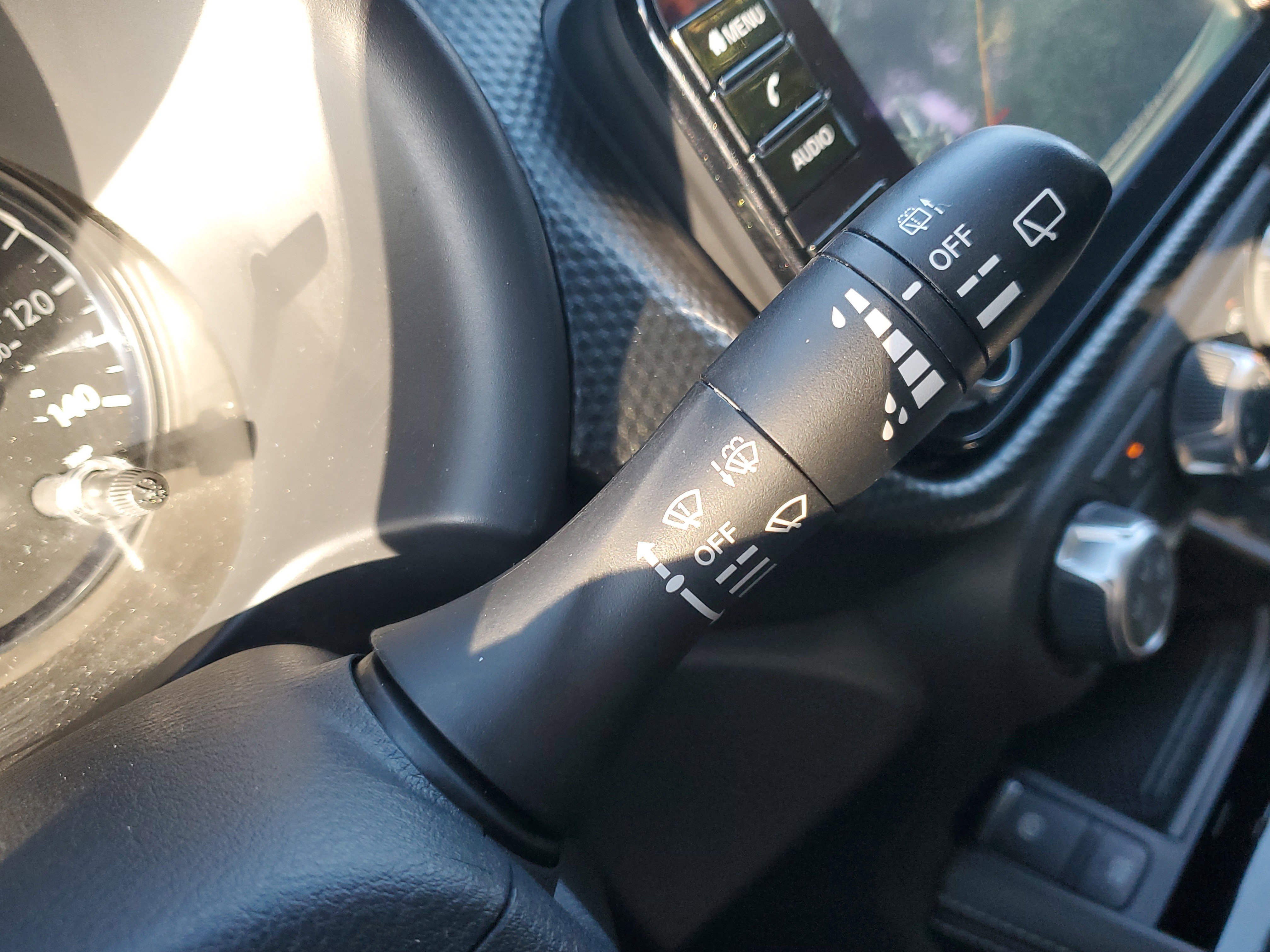 Certified 2023 Nissan Kicks SV image 21