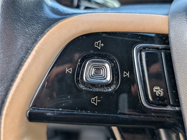 Used 2021 Lincoln Corsair Reserve image 12