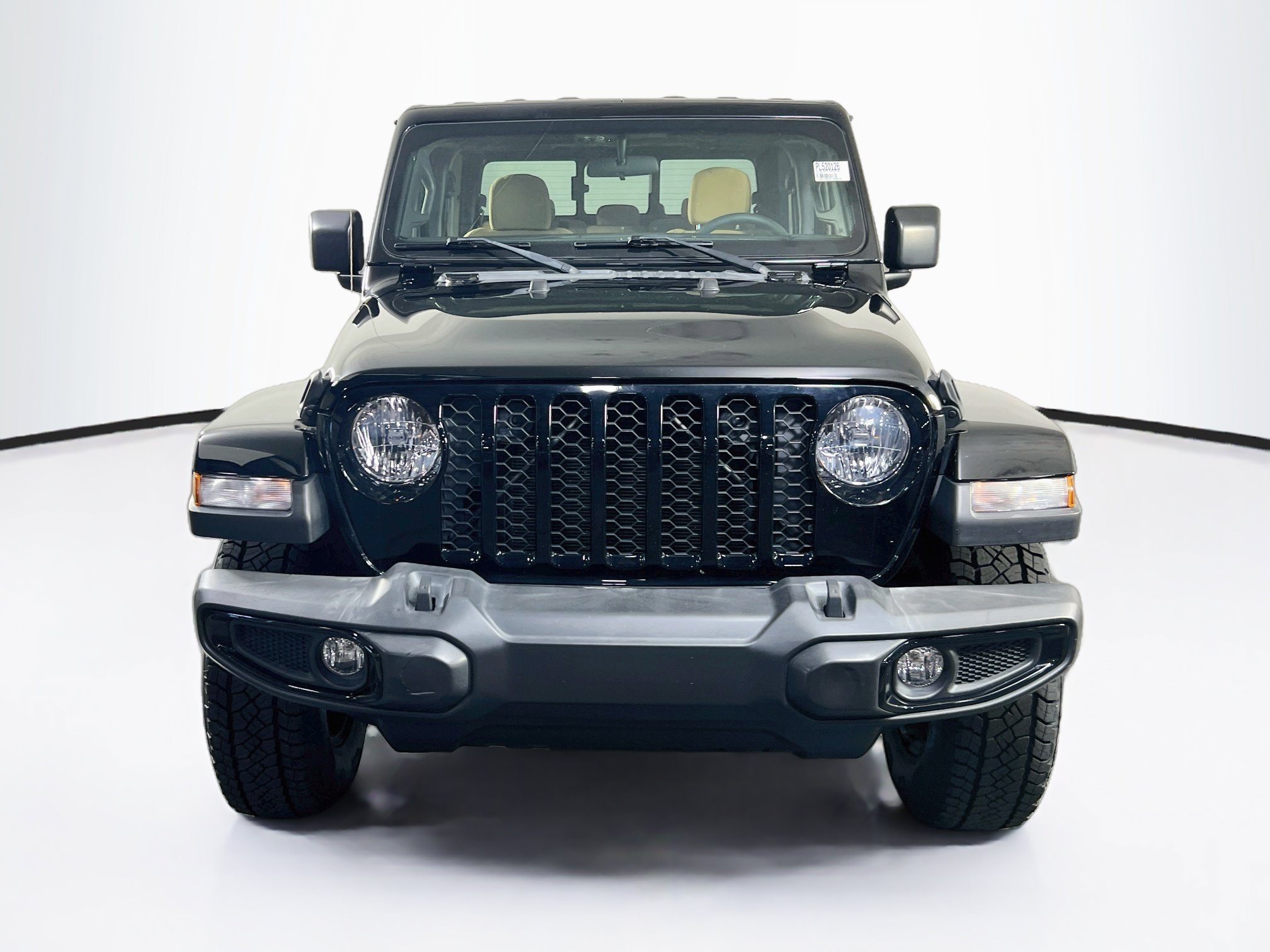 Used 2023 Jeep Gladiator Sport AWD/4WD image 2