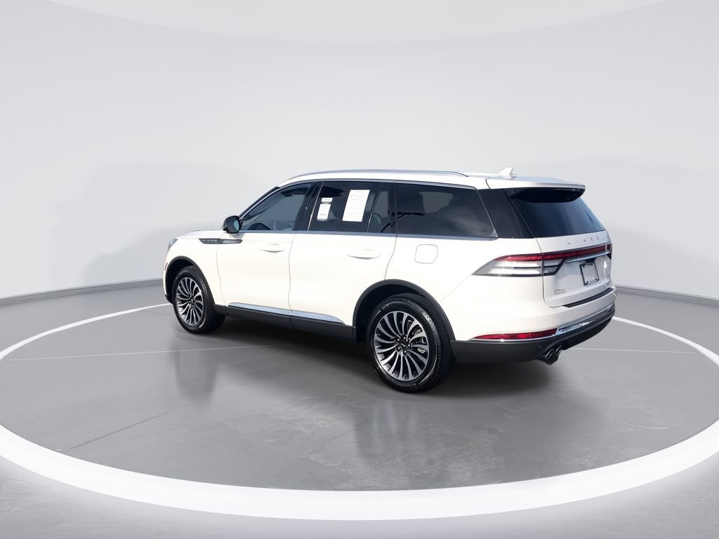 Used 2023 Lincoln Aviator AWD w/ Premium Package image 6