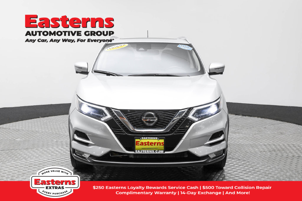 Used 2022 Nissan Rogue Sport SL w/ Premium Package AWD/4WD image 3
