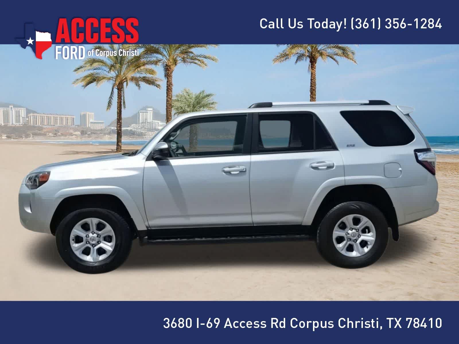 Used 2022 Toyota 4Runner SR5 AWD/4WD image 5