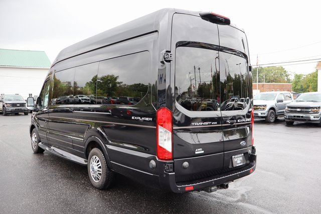Used 2024 Ford Transit 250 148 High Roof Extended AWD image 22