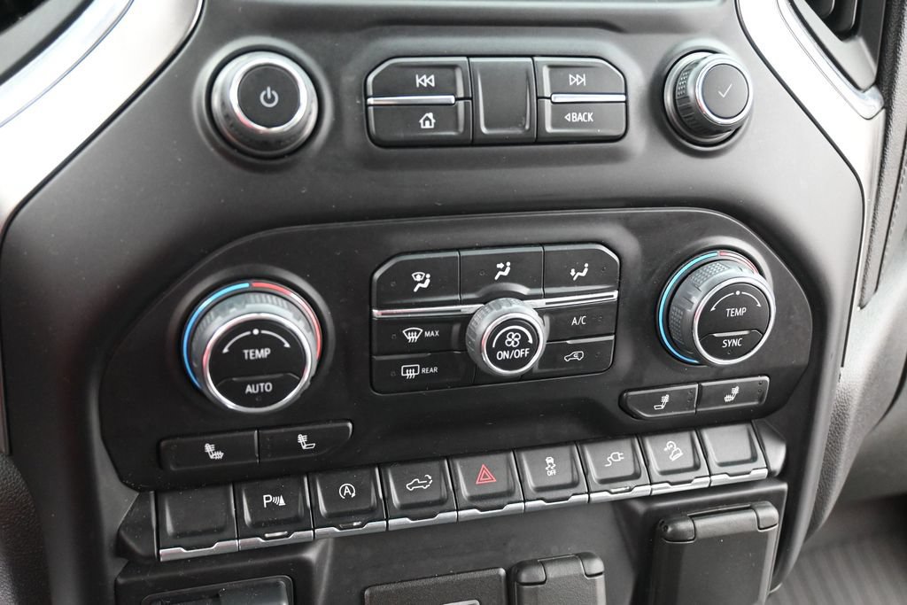 Used 2022 Chevrolet Silverado 1500 RST AWD/4WD image 11