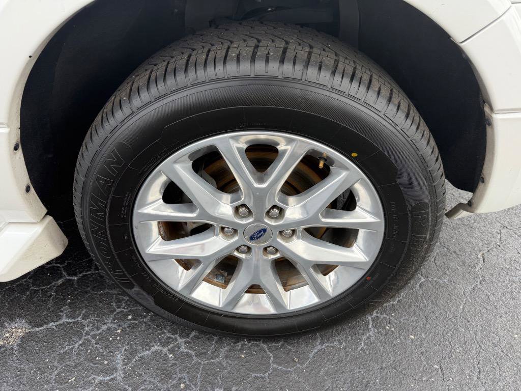 Used 2016 Ford Expedition EL Limited image 25