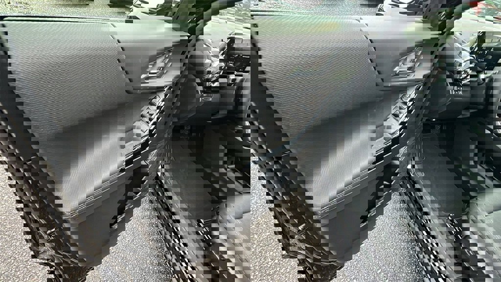 New 2026 Chevrolet Equinox LT image 11