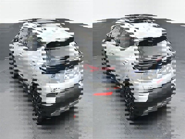 Used 2023 Chevrolet Bolt EUV Premier w/ Sun & Sound Package image 26
