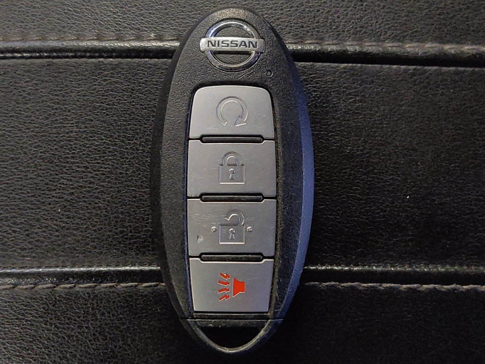 Used 2022 Nissan Rogue Sport SV FWD image 32