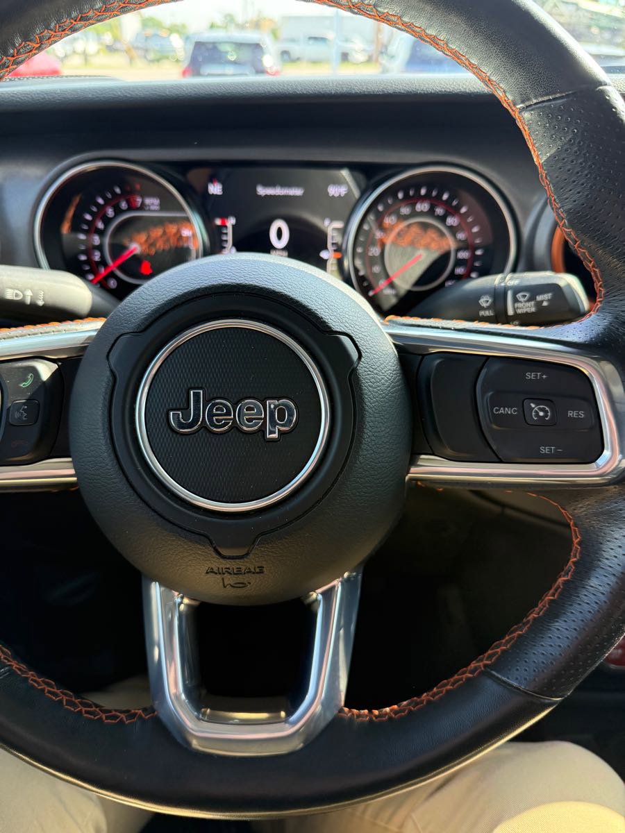 Used 2021 Jeep Gladiator Mojave image 17