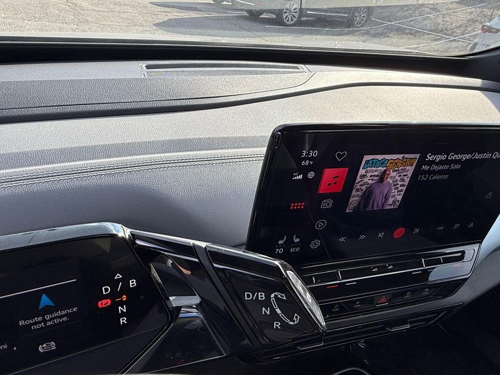 Used 2023 Volkswagen ID.4 Pro image 19