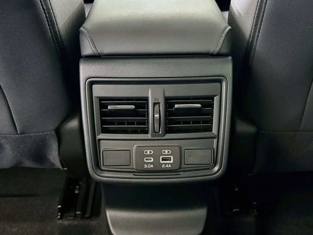 Used 2026 Subaru Outback Premium AWD/4WD image 26