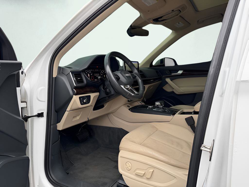 Used 2018 Audi Q5 2.0T Premium Plus w/ Premium Plus Package image 18