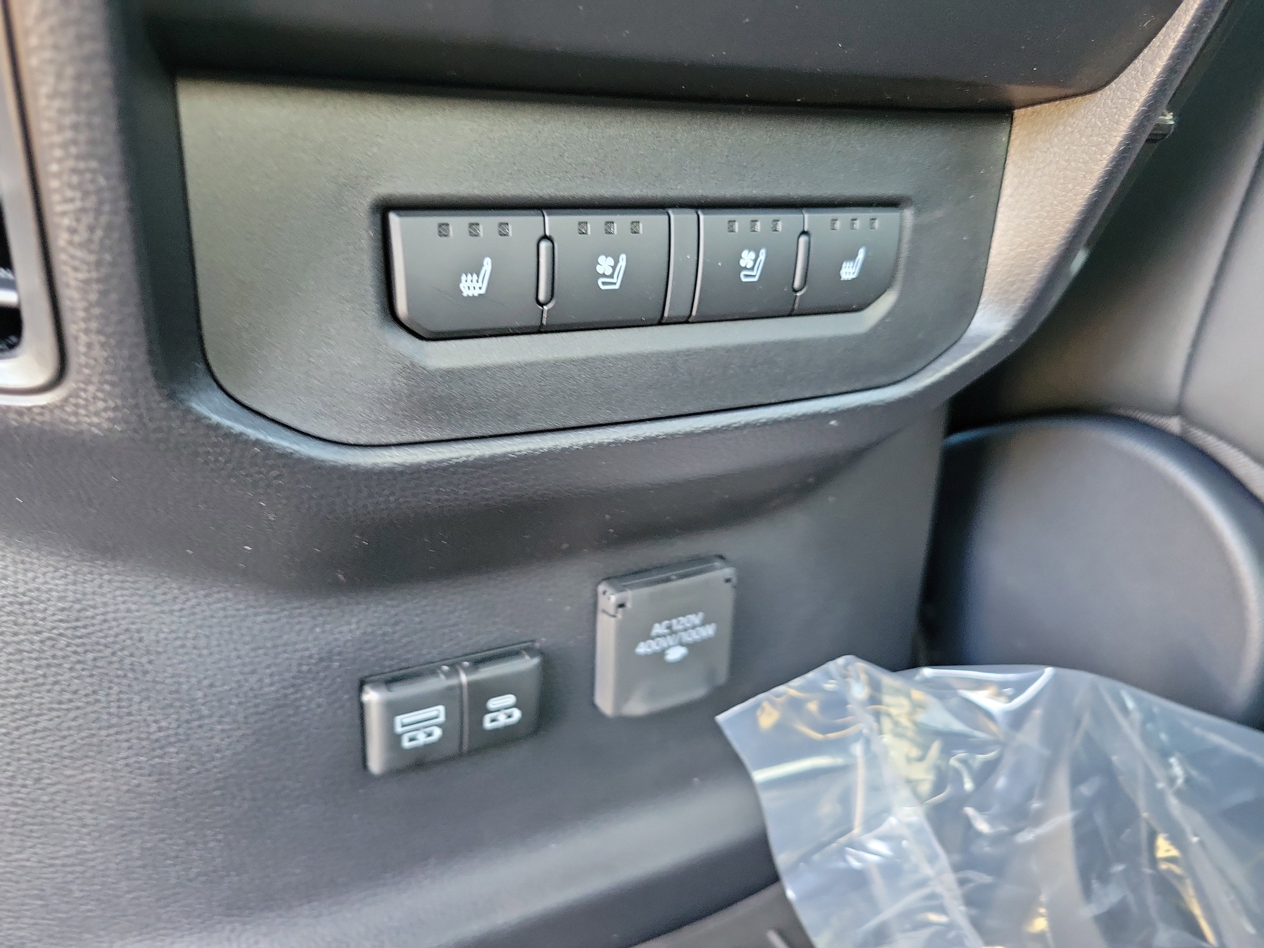 New 2026 Toyota Tundra Platinum image 18