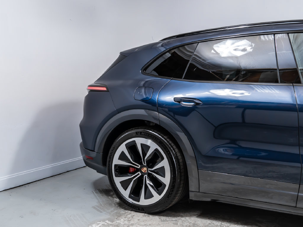 New 2026 Porsche Cayenne S AWD/4WD image 12