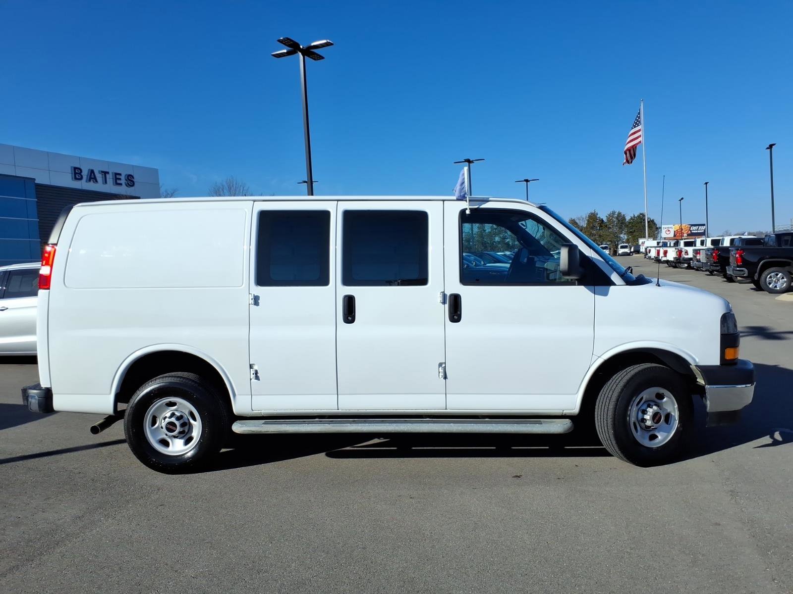 Used 2024 GMC Savana 2500 w/ Driver Convenience Package RWD image 2